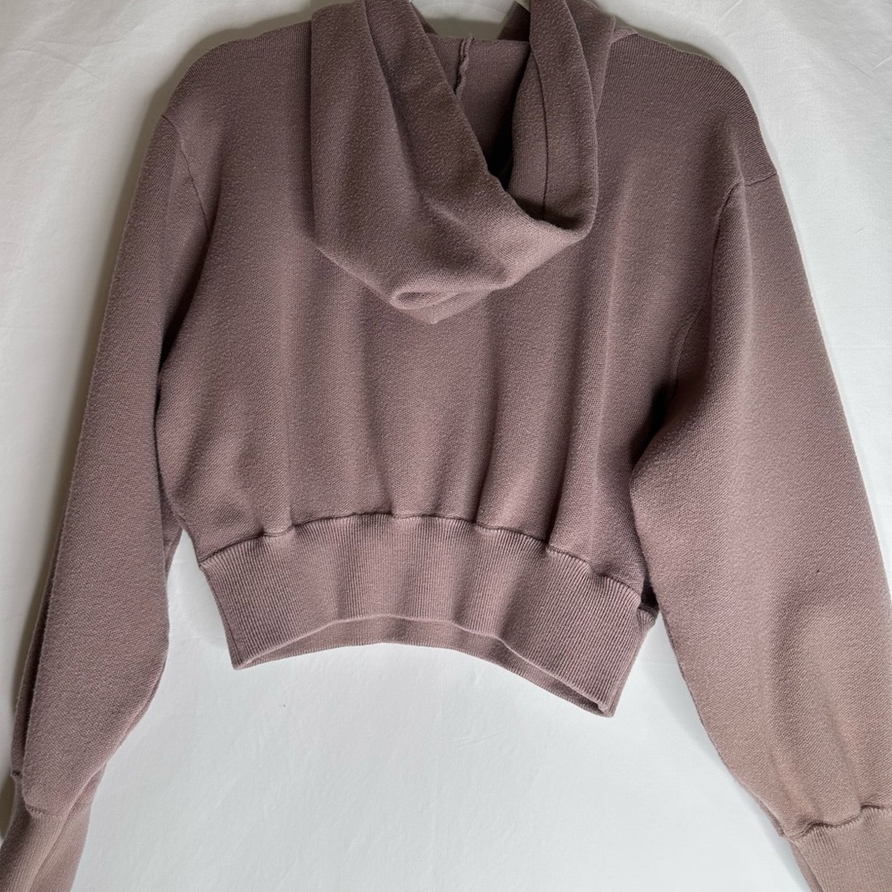 Zara’s cropped Hoodie - Picture 5 of 7